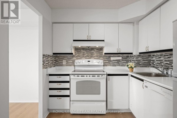719 - 1025 Grenon Avenue, Ottawa, ON K2B8S5 Photo 5