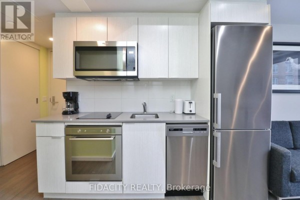 719 - 105 Champagne Avenue S, Ottawa, ON K1S5E5 Photo 4