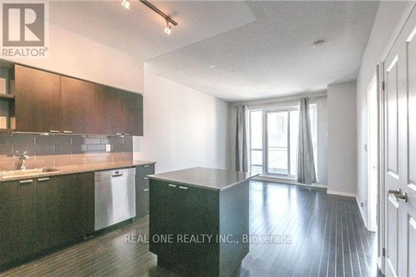 719 - 35 Hayden Street, Toronto, ON M4Y3C3 Photo 4