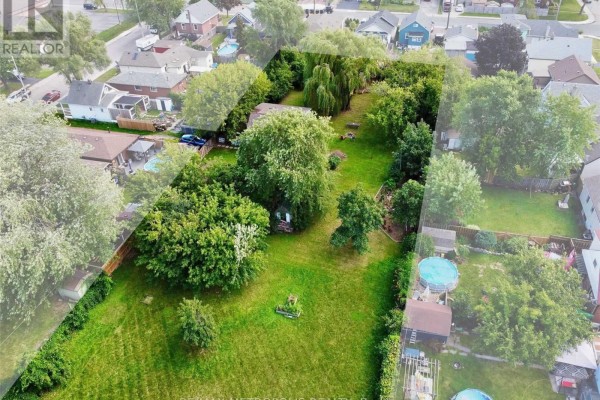 719 Knox Avenue, Hamilton, ON, photo 2