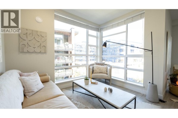 409 719 W 3rd Street, North Vancouver