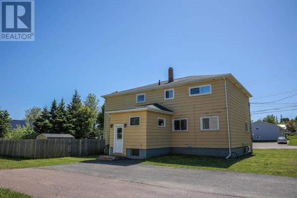 72,74,76 Parkview Drive, Charlottetown, PE C1A2E2 Photo 4