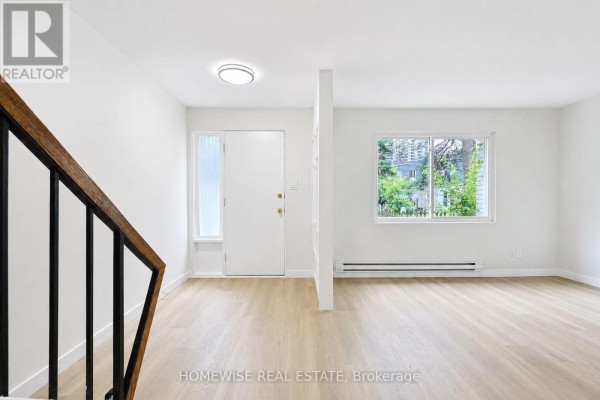 72 - 1350 Winding Trail, Mississauga, ON L4Y2T8 Photo 4