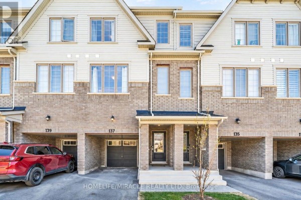 72 - 137 Danzatore Path, Oshawa