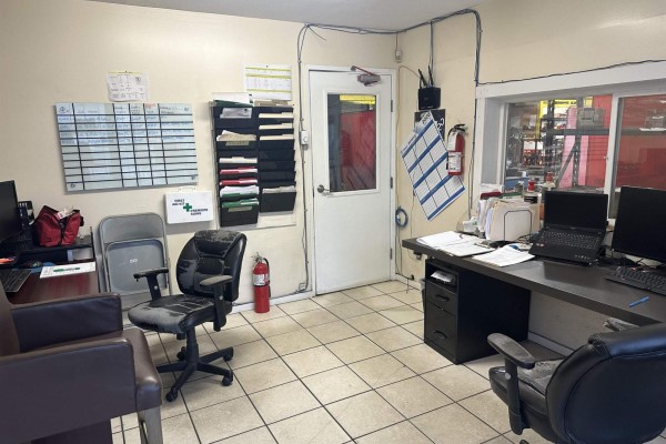 72 13365 115 Avenue, Surrey, BC V3R0R8 Photo 2