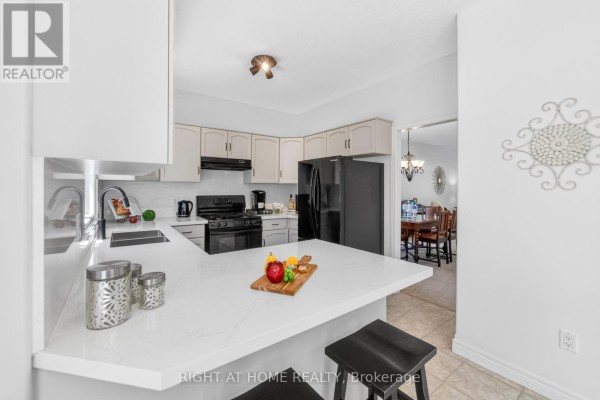 Laundry room - 72 Beardmore Crescent, Halton Hills, ON L7J2Z1 Photo 3
