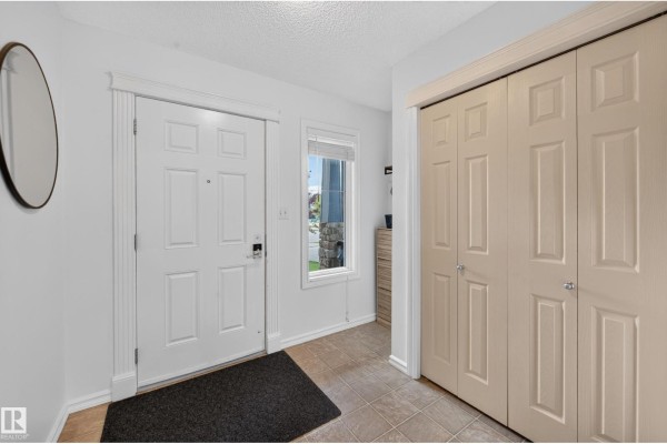 Family room - 72 Becker Cr, Fort Saskatchewan, AB T8L0C1 Photo 4