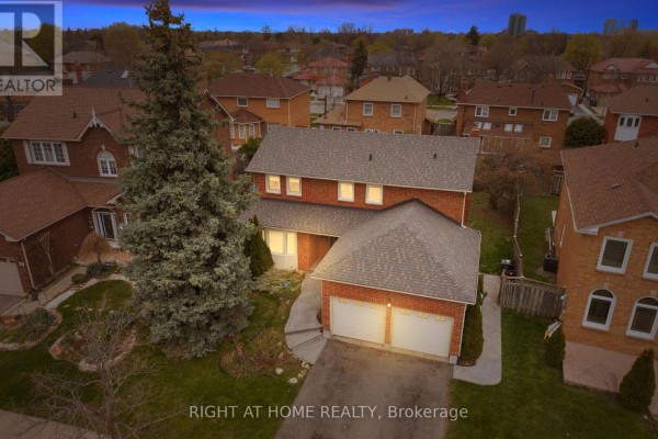 Family room - 72 Brydon Crescent, Brampton, ON L6X3E5 Photo 4