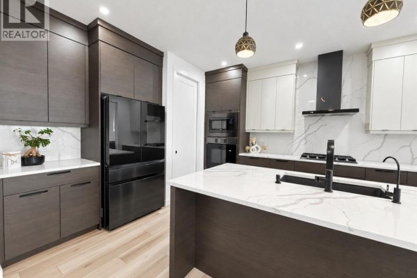 Kitchen - 72 Calhoun View Ne, Calgary, AB T3P1T8 Photo 4