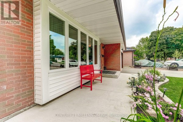 Primary Bedroom - 72 Glebe Crescent, Brampton, ON L6S1G1 Photo 4