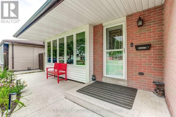 Bedroom 2 - 72 Glebe Crescent, Brampton, ON L6S1G1 Photo 5