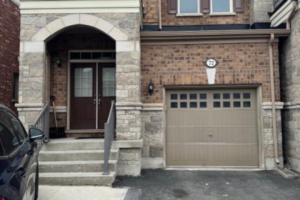 72 Goodsway Trail, Brampton, ON L7A4A5 Photo 2