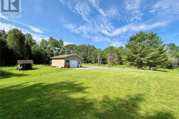 72 Jacobson Road, Markstay, ON P0M2G0 Photo 4
