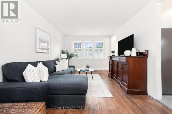 Kitchen - 72 Manderley Drive, Toronto, ON M1N3E9 Photo 3