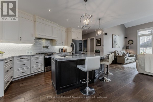 72 Pond View Gate, Hamilton, ON, photo 3