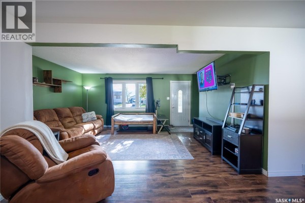 Bedroom - 72 Redwood Drive, Yorkton, SK S3N2X7 Photo 5