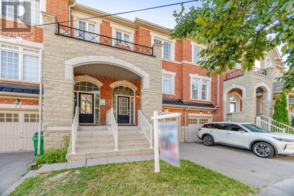 Eating area - 72 Rockman Crescent, Brampton, ON L7A3Z9 Photo 3