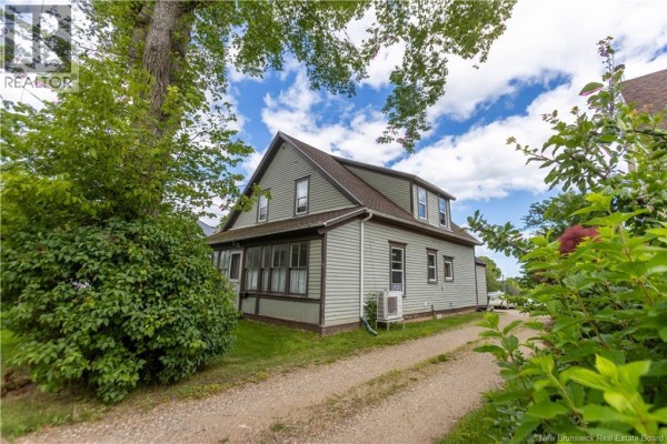 72 Salem Street, Sackville, NB, photo 2