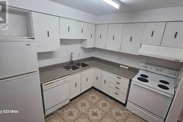 72 Stather Crescent, Markham, ON L3S1C4 Photo 4
