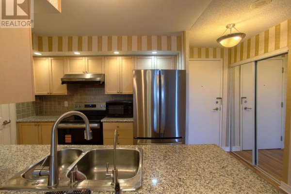 720 - 33 Cox Boulevard, Markham, ON, photo 2