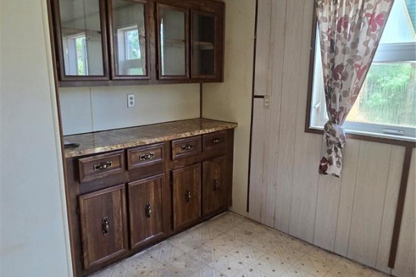 Bedroom - 720 Beharrel Street, Oxbow, SK S0C2B0 Photo 5