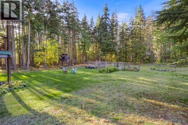 Bedroom - 720 East Wilson Creek Road, Rosebery, BC V0G1S1 Photo 4