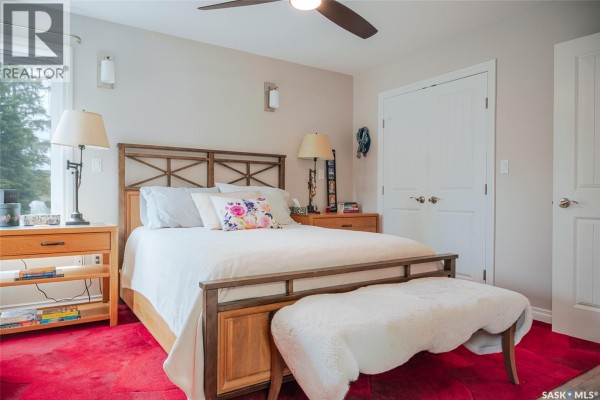 3pc Ensuite bath - 720 Spruce Street, Lac Des Iles, SK S0M1A0 Photo 5