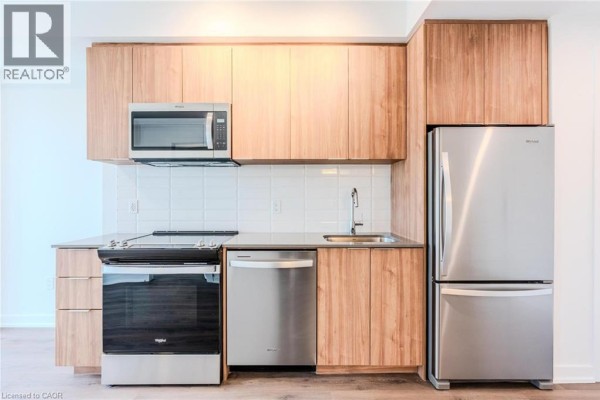 Kitchen - 720 Whitlock Avenue Unit# 202, Milton, ON L9T2X5 Photo 3