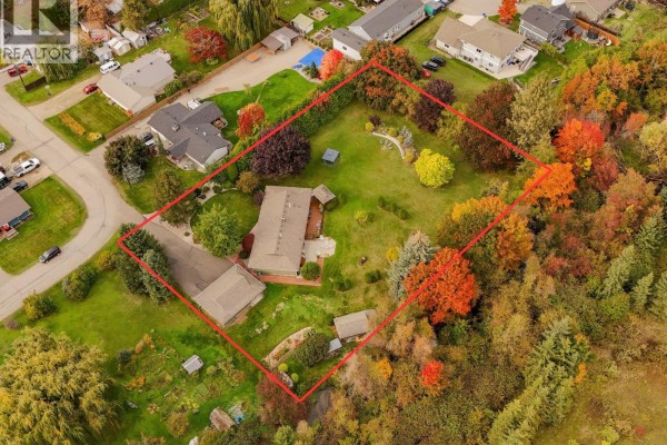7200 54 Street Ne, Salmon Arm, BC, photo 2