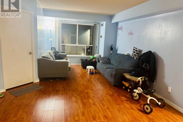 721 - 2550 Lawrence Avenue E, Toronto, ON M1P4Z3 Photo 5