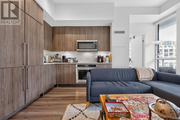 Bedroom - 721 - 38 Iannuzzi Street, Toronto, ON M5V0S2 Photo 4
