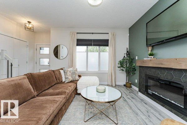 Primary Bedroom - 721 Berg Lo, Leduc, AB T9E1G7 Photo 4
