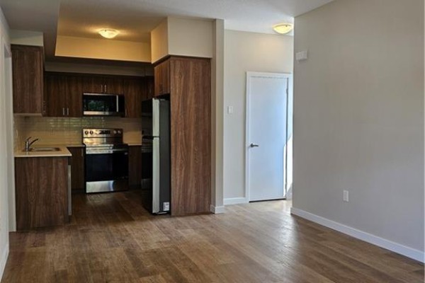 721 Dolph Street N Unit# 2, Cambridge, ON, photo 3