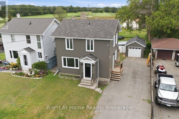 Living room - 721 Harmony Road, Belleville, ON K0K1V0 Photo 2