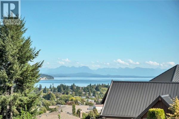 721 Timberline Dr, Campbell River, BC, photo 2