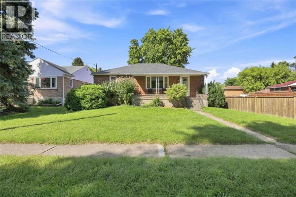 721 William Avenue, Sarnia, ON, photo 2