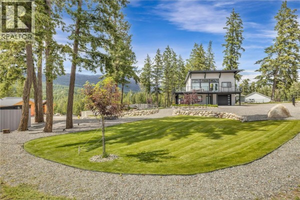 7210 Dunwaters Road, Kelowna, BC, photo 2