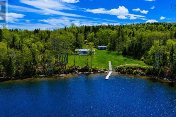 3pc Bathroom - 7212 Marble Mountain Road, Marble Mountain, NS B0E2Y0 Photo 3