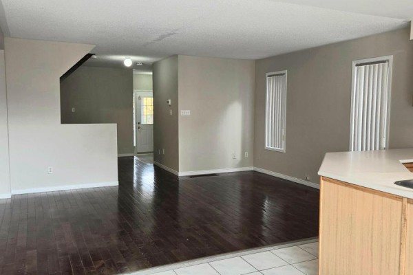 7212 Sedan Square, Mississauga, ON L5W1K3 Photo 4