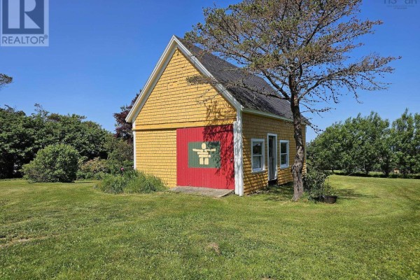 Den - 7213 Highway 101, Plympton, NS B0W2R0 Photo 4