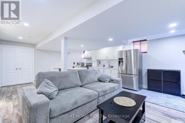 Bsmnt - 7217 Terragar Boulevard, Mississauga, ON L5N7L9 Photo 3