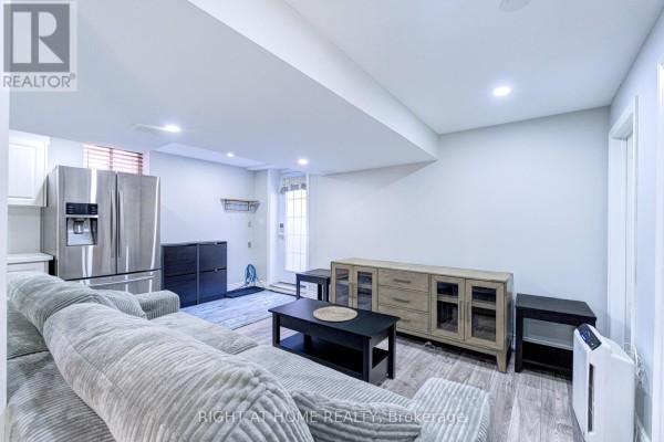 Bsmnt - 7217 Terragar Boulevard, Mississauga, ON L5N7L9 Photo 4