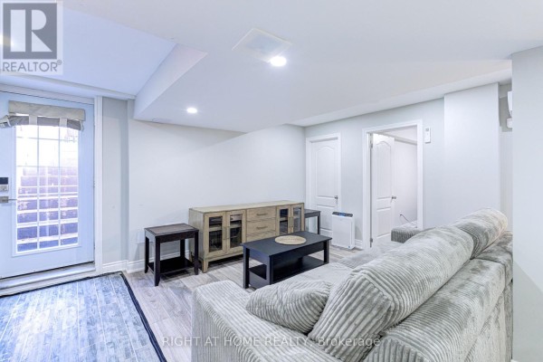 Bsmnt - 7217 Terragar Boulevard, Mississauga, ON L5N7L9 Photo 5