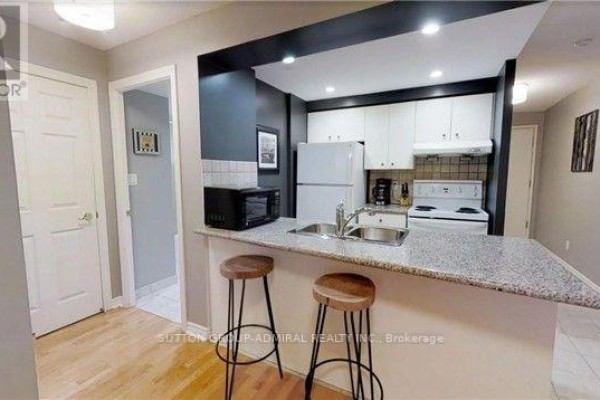 722 - 168 Simcoe Street, Toronto, ON, photo 3