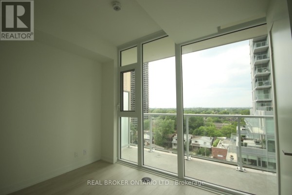 Bedroom 2 - 722 - 33 Helendale Avenue, Toronto, ON M4R0A4 Photo 5