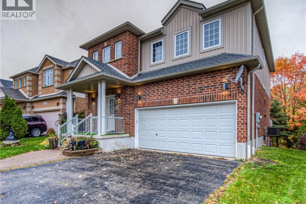722 Salzburg Drive, Waterloo, ON, photo 3