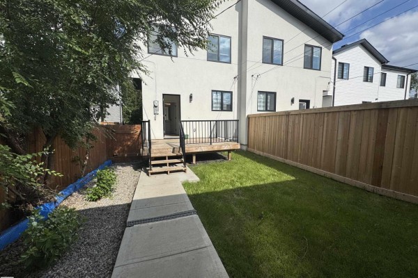 7224 112 St Nw, Edmonton, AB T6G1J3 Photo 2