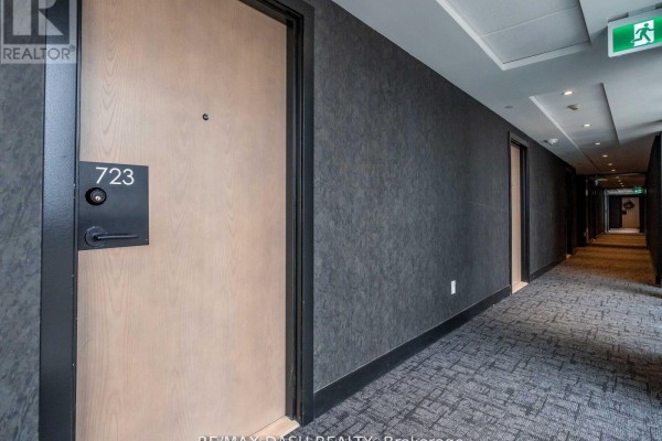 723 - 2300 St. Clair Avenue W, Toronto, ON, photo 3