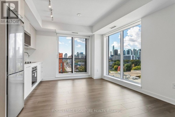 723 - 30 Dreamers Way, Toronto, ON M5A0Z1 Photo 3