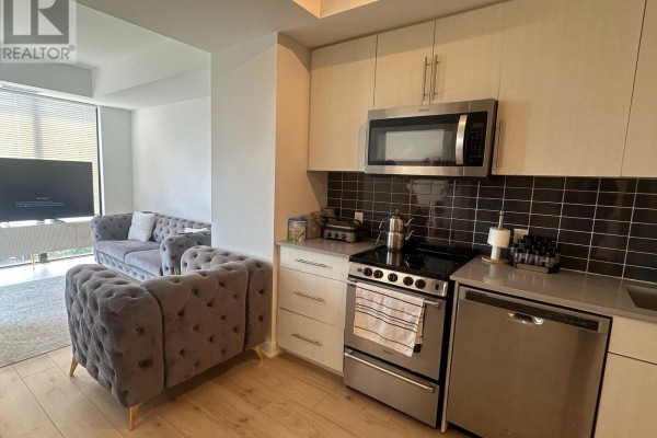 724 - 2799 Kingston Road, Toronto, ON M1M1N1 Photo 5